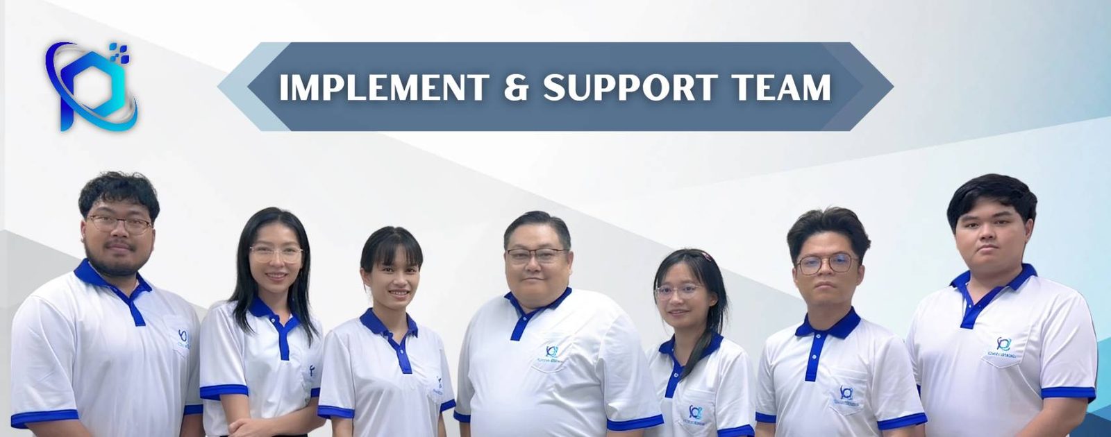 ทีมงาน Implement และ Support ของบริษัท เพอร์เฟค อินฟอร์เมชั่น จำกัด